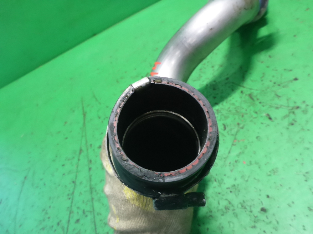 Патрубок интеркулера