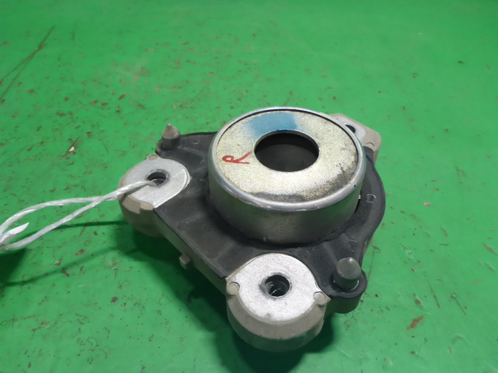 Опора переднего амортизатора