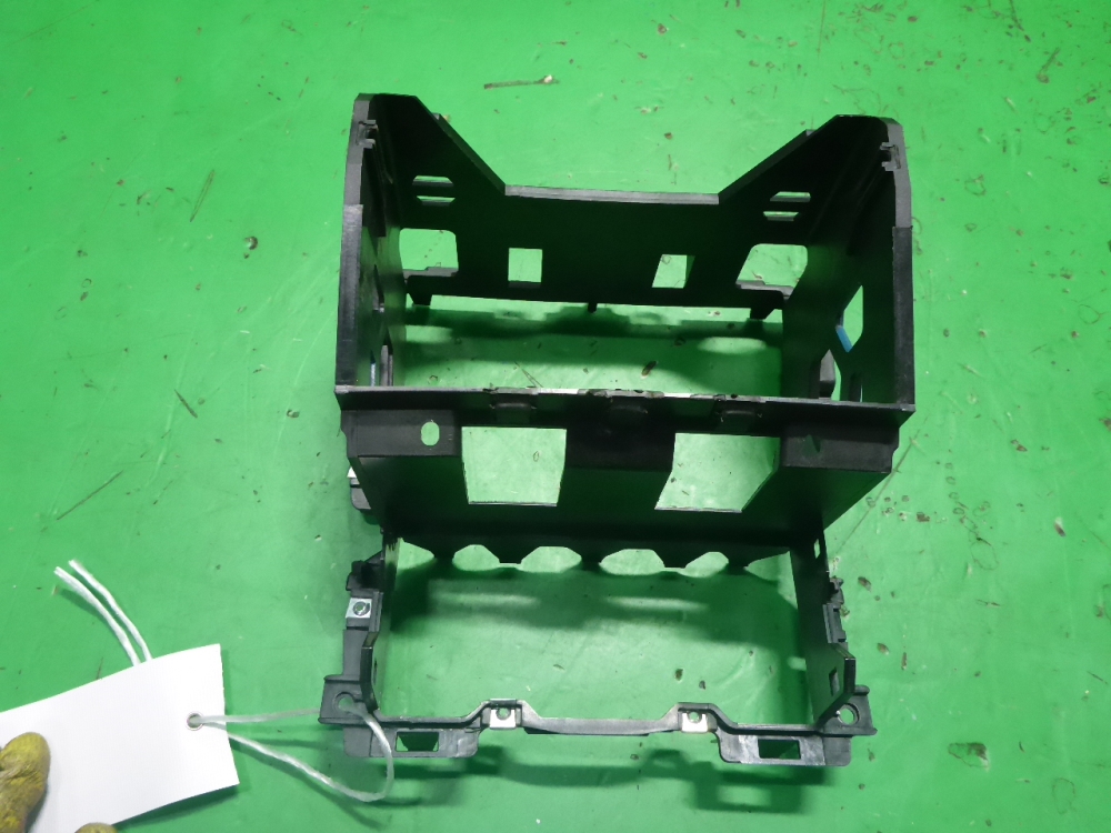 Кронштейн (сопут. товар)