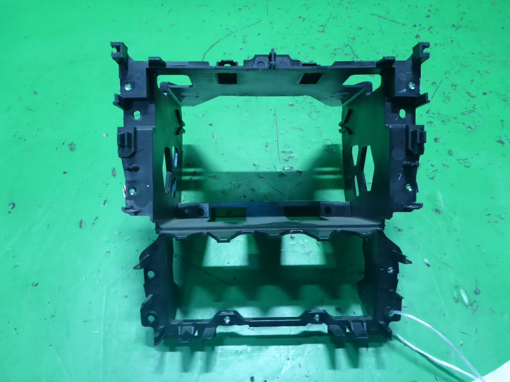 Кронштейн (сопут. товар)