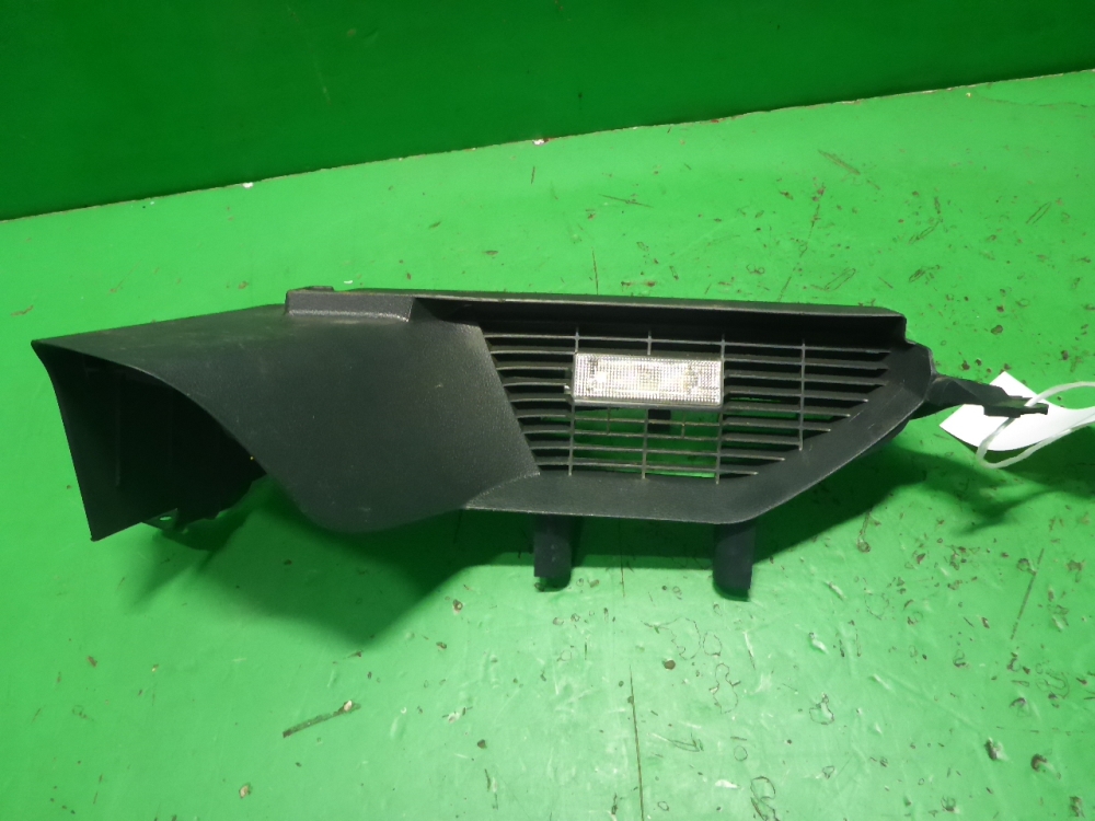 Держатель задней полки