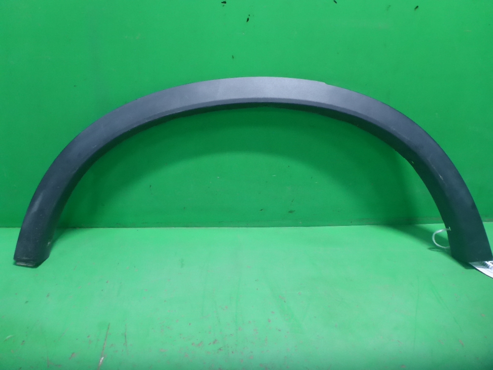 Накладка заднего крыла правого