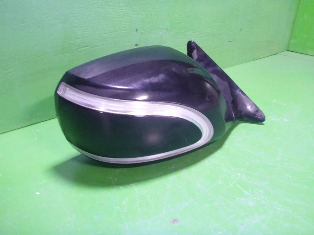 Зеркало правое электрическое