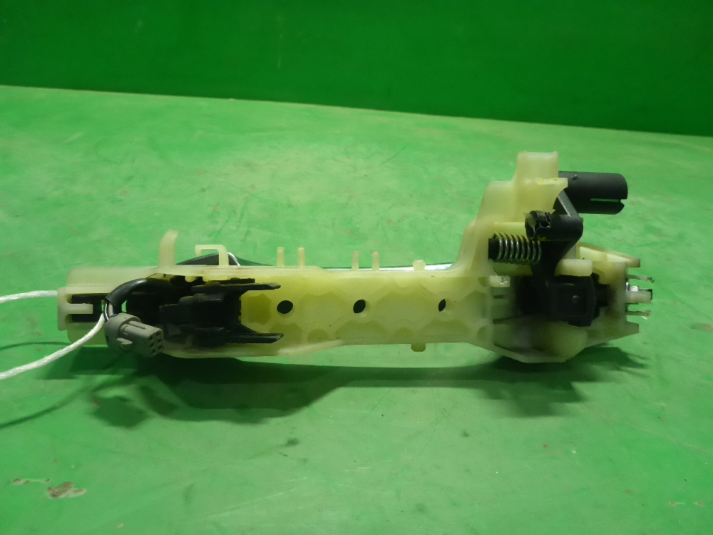 Ручка двери задней наружная