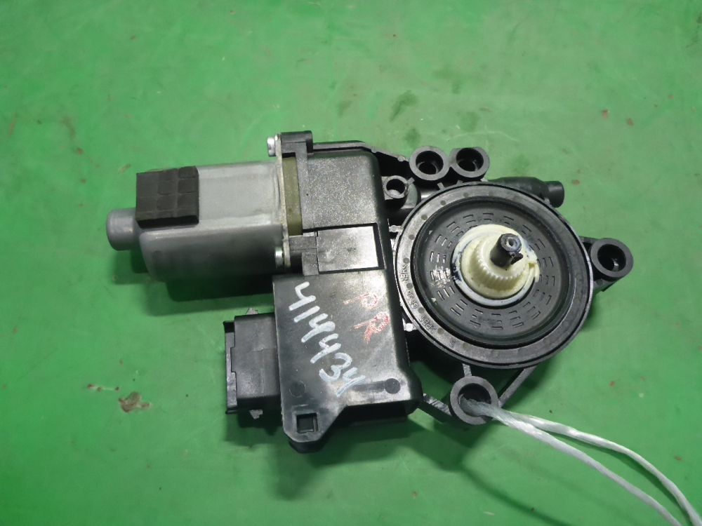 Моторчик стеклоподъемника