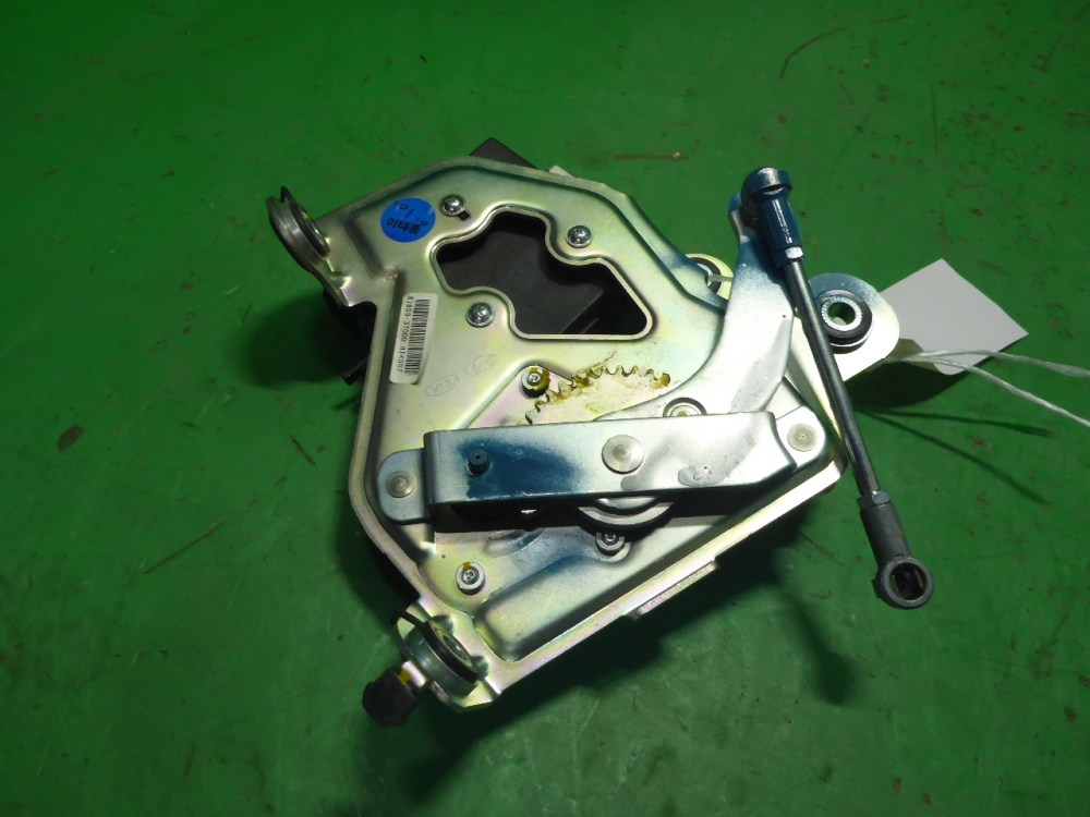 Моторчик крышки багажника