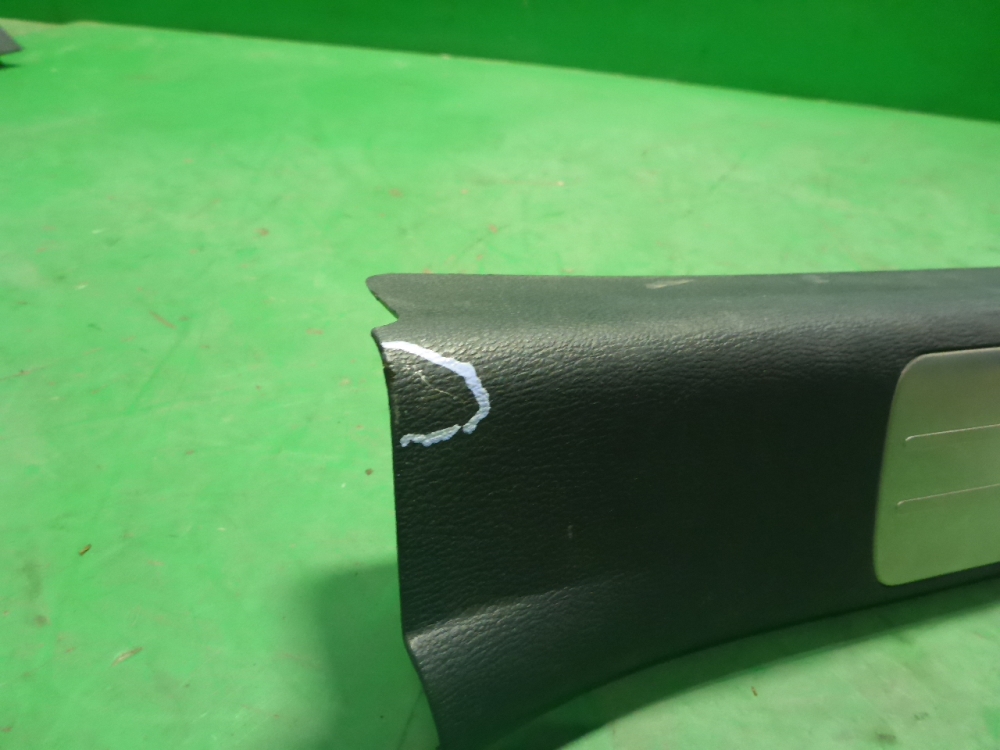 Накладка порога (внутренняя)