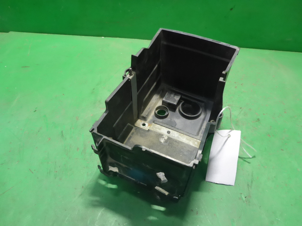 Крепление АКБ (корпус/подставка)