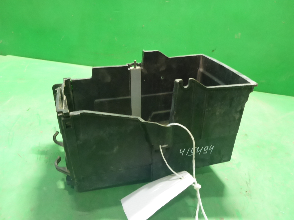 Крепление АКБ (корпус/подставка)