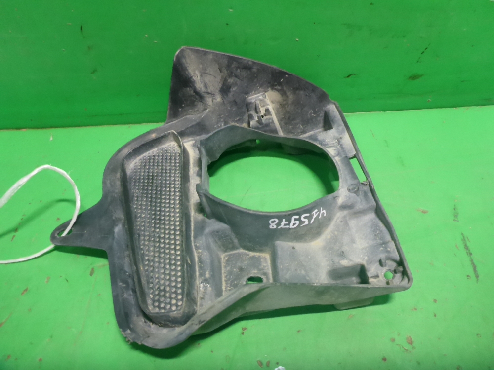 Кронштейн фары противотуманной левой