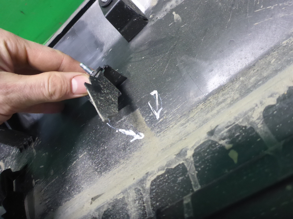 Накладка двери задней правой