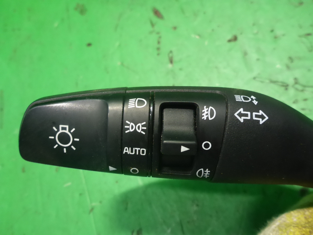 Переключатель подрулевой