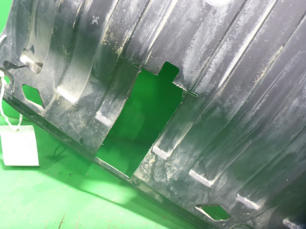 Защита антигравийная правая