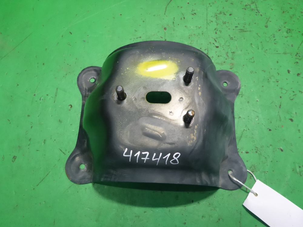 Кронштейн крепления запасного колеса