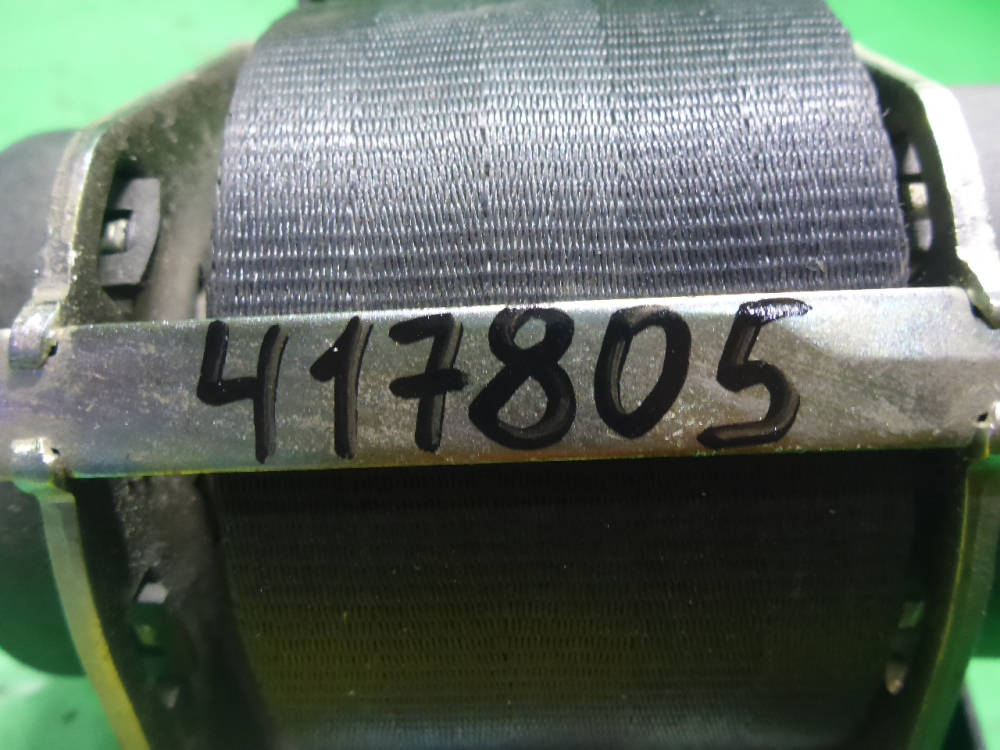 Ремень безопасности