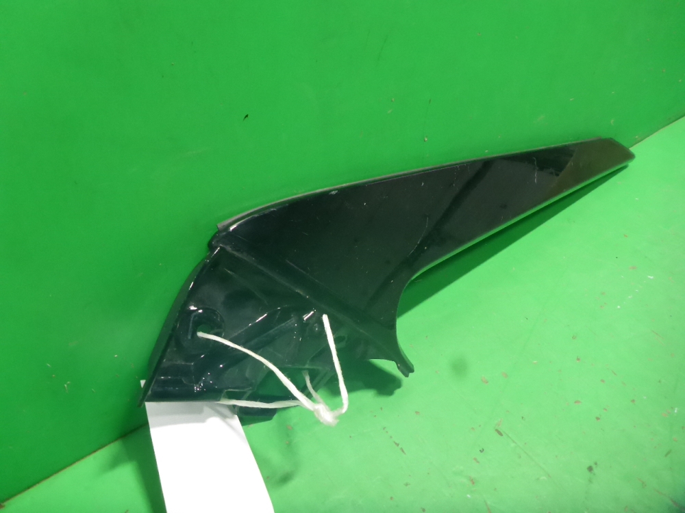 Накладка двери багажника