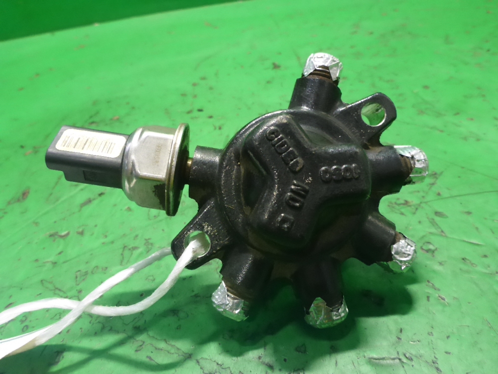 Рейка топливная (рампа)