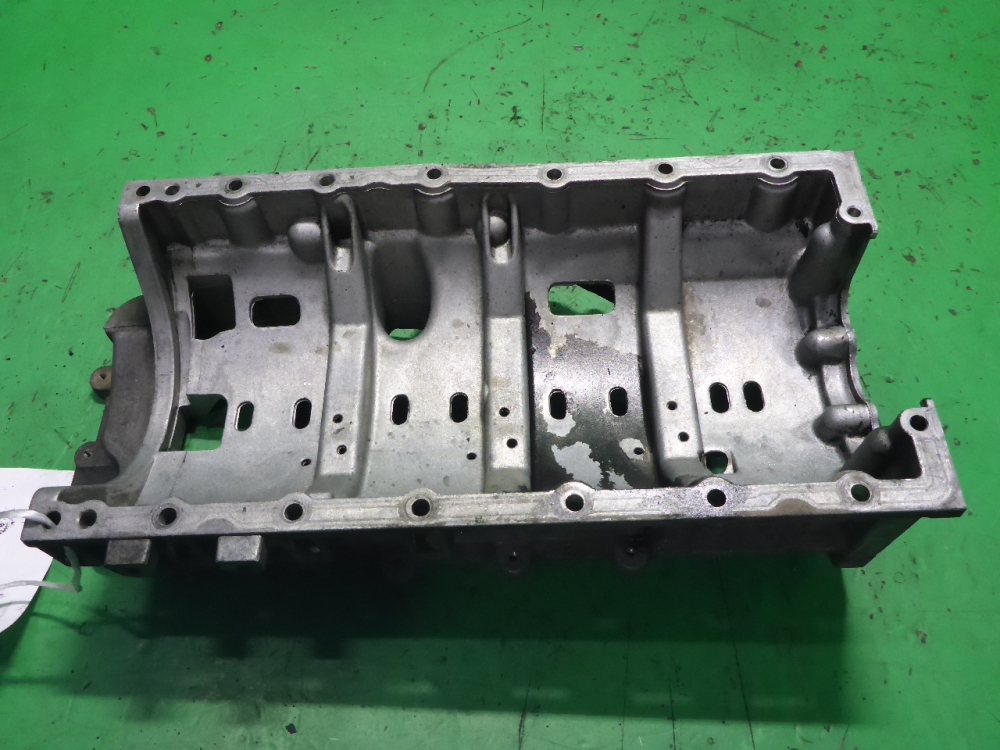 Поддон масляный двигателя (картер)