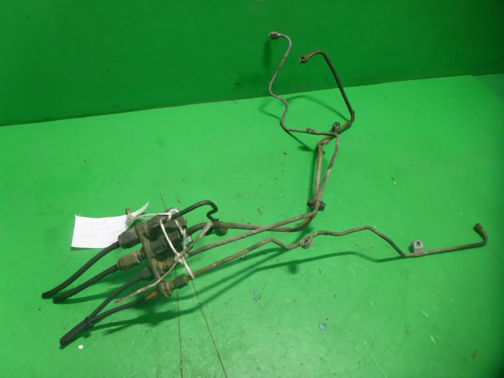 Трубка топливная