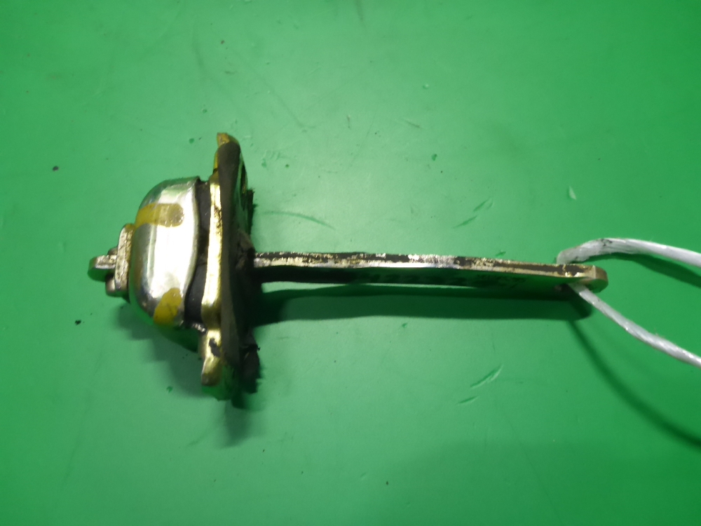 Ограничитель двери