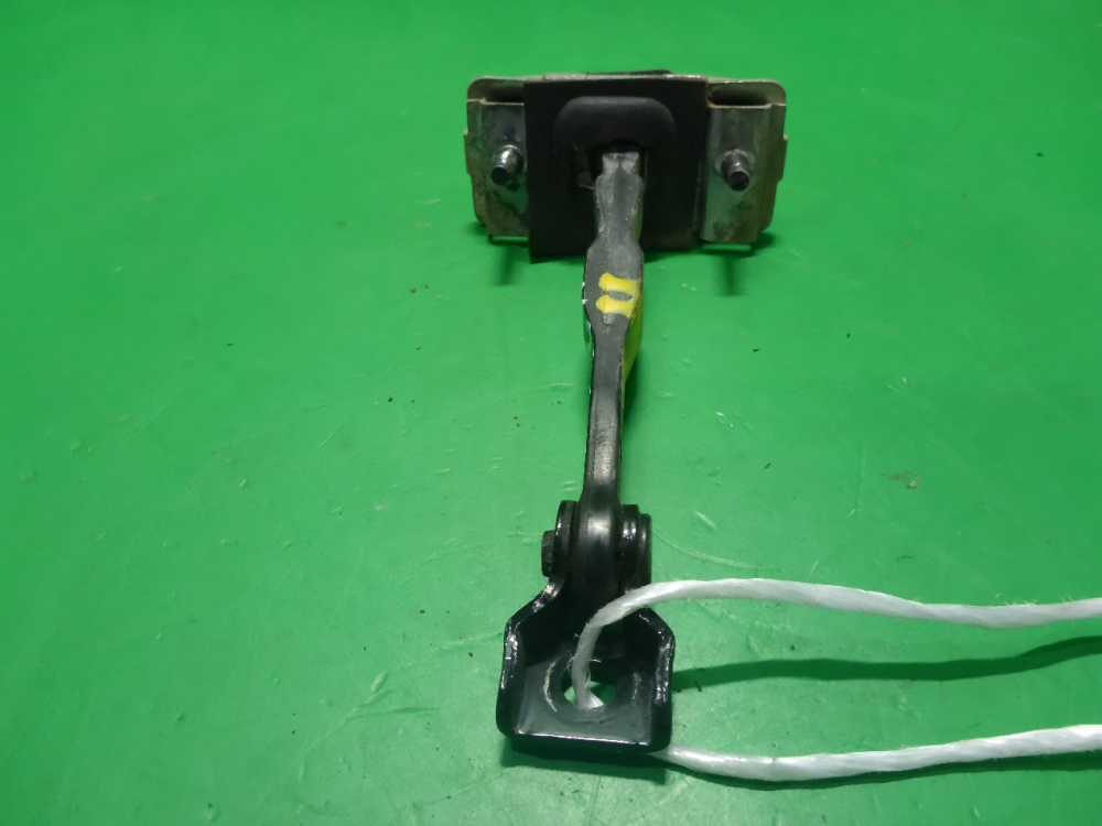 Ограничитель двери