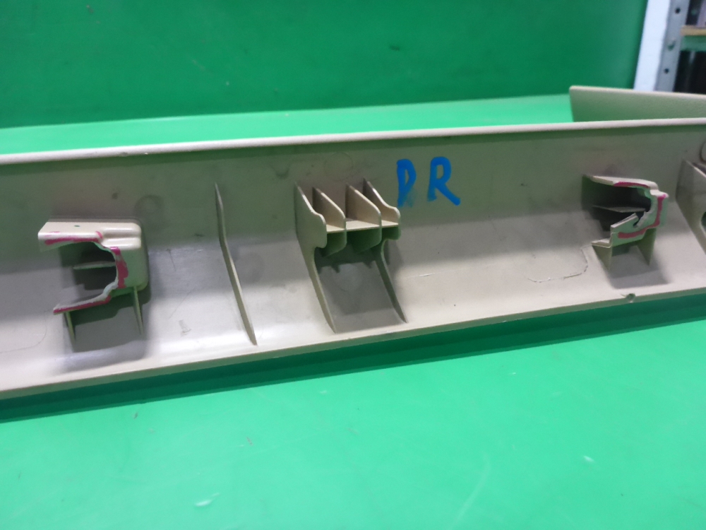 Накладка порога (внутренняя)