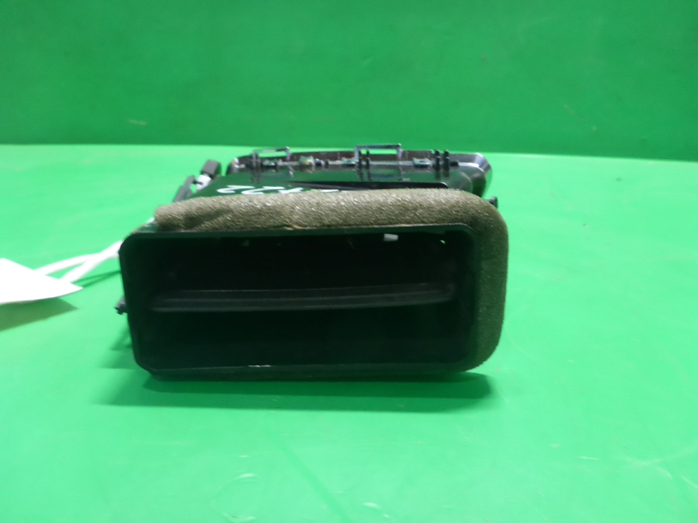 Дефлектор воздушный