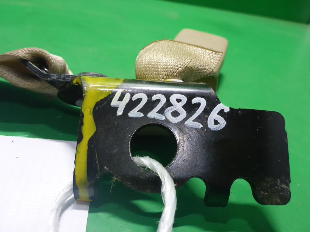 Ответная часть ремня безопасности