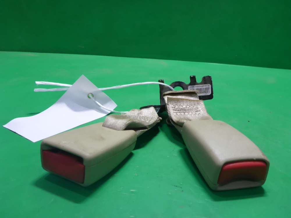 Ответная часть ремня безопасности