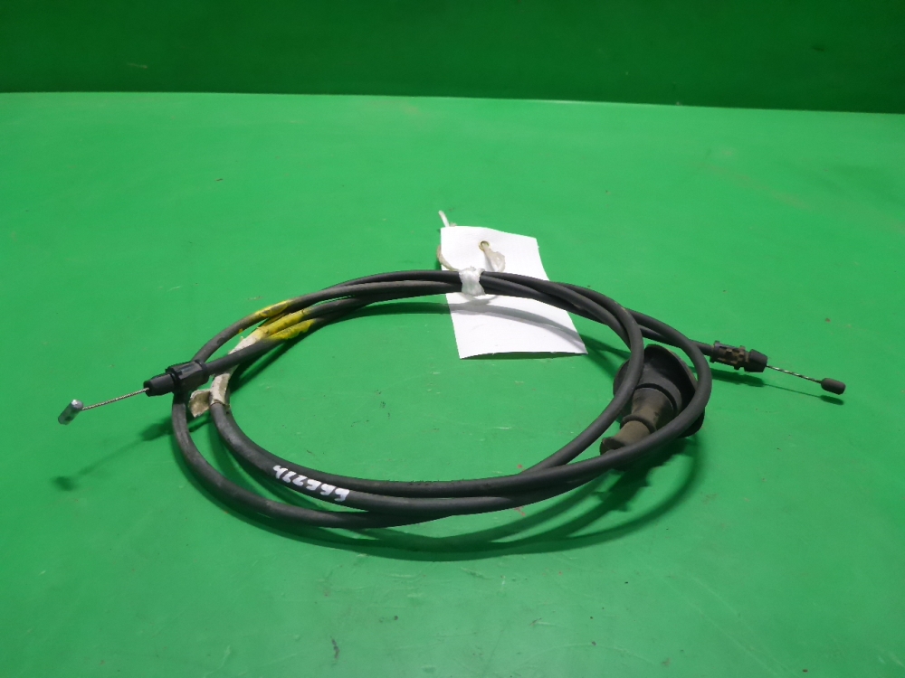 Трос открывания капота