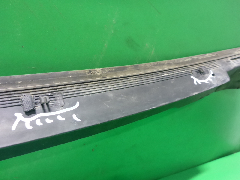 Решетка стеклоочистителей (Жабо)