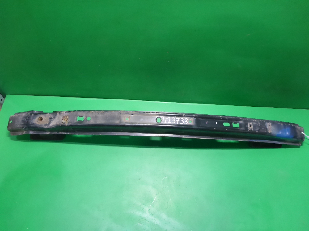 Усилитель заднего бампера