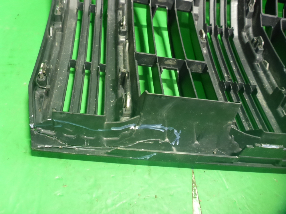 Решетка радиатора