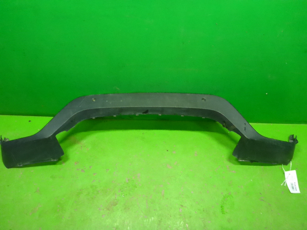 Накладка переднего бампера