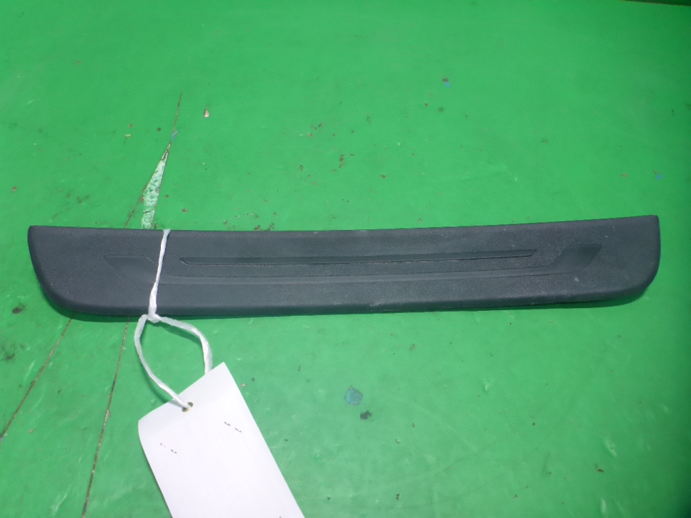 Накладка порога (внутренняя)