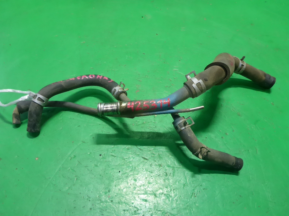 Трубка системы охлаждения