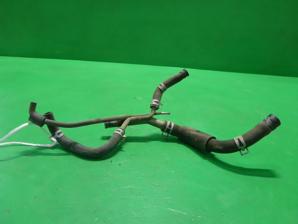 Трубка системы охлаждения