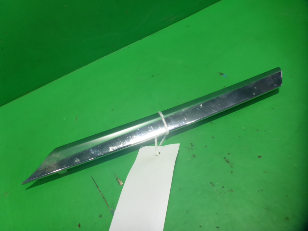 Накладка на решетку радиатора