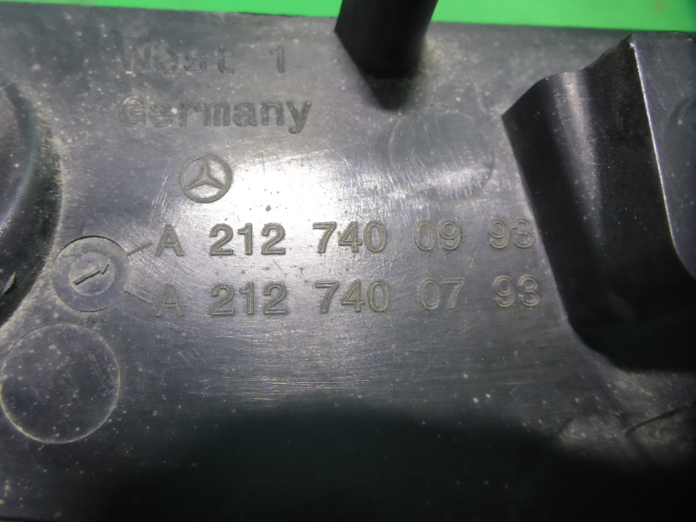 Накладка двери багажника