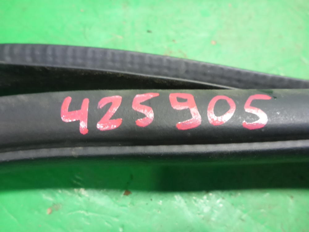 Уплотнитель двери