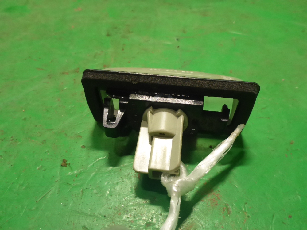 Фонарь подсветки номера