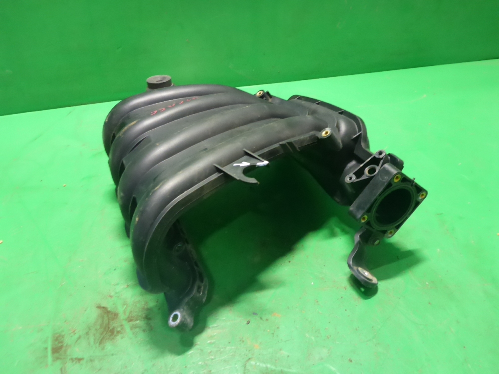 Коллектор впускной