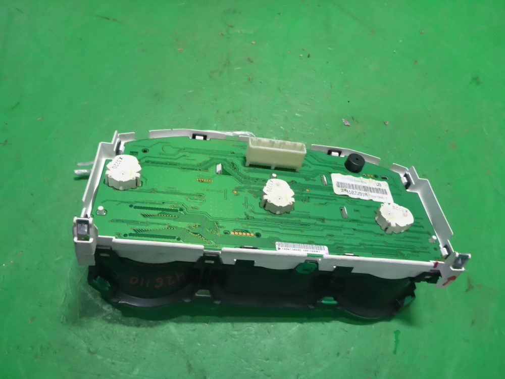 Панель приборов