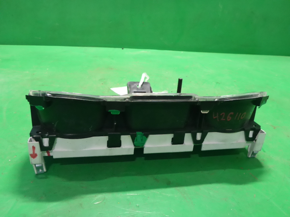 Панель приборов