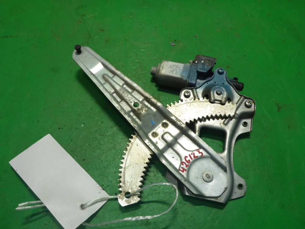 Стеклоподъемник электр. задний левый