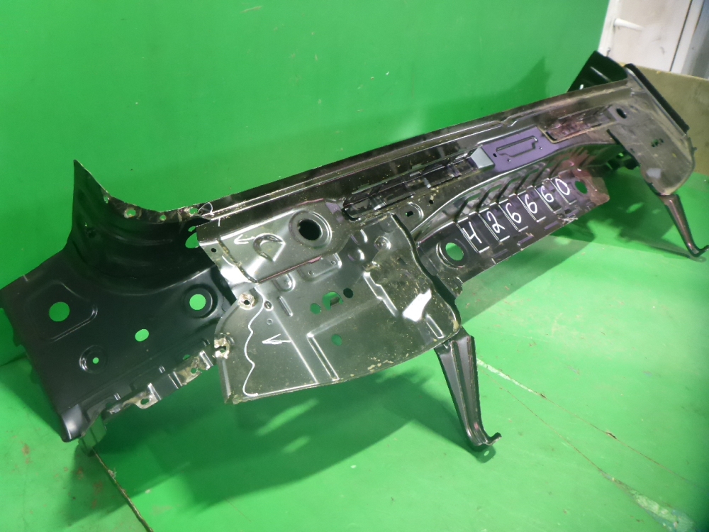 Панель задняя