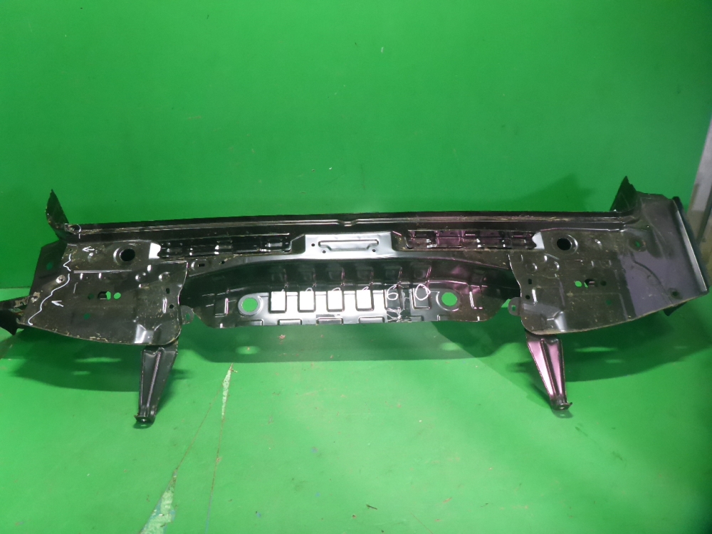 Панель задняя