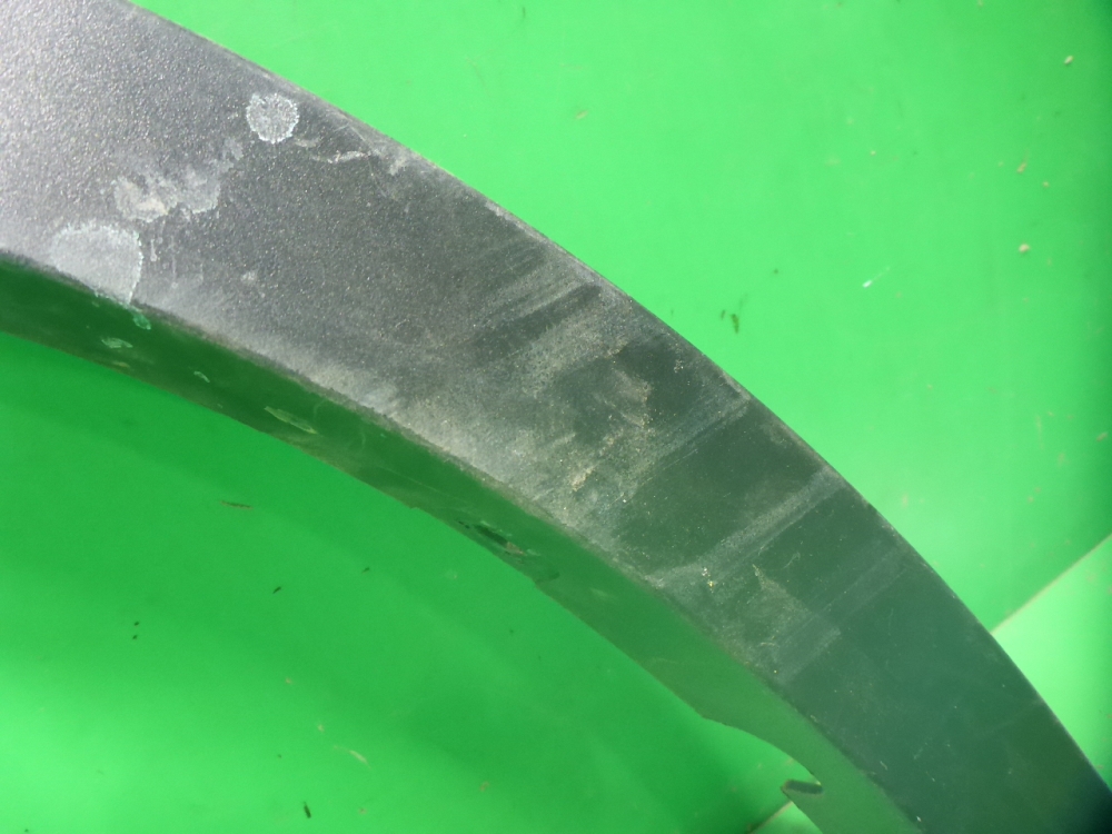 Накладка заднего крыла правого