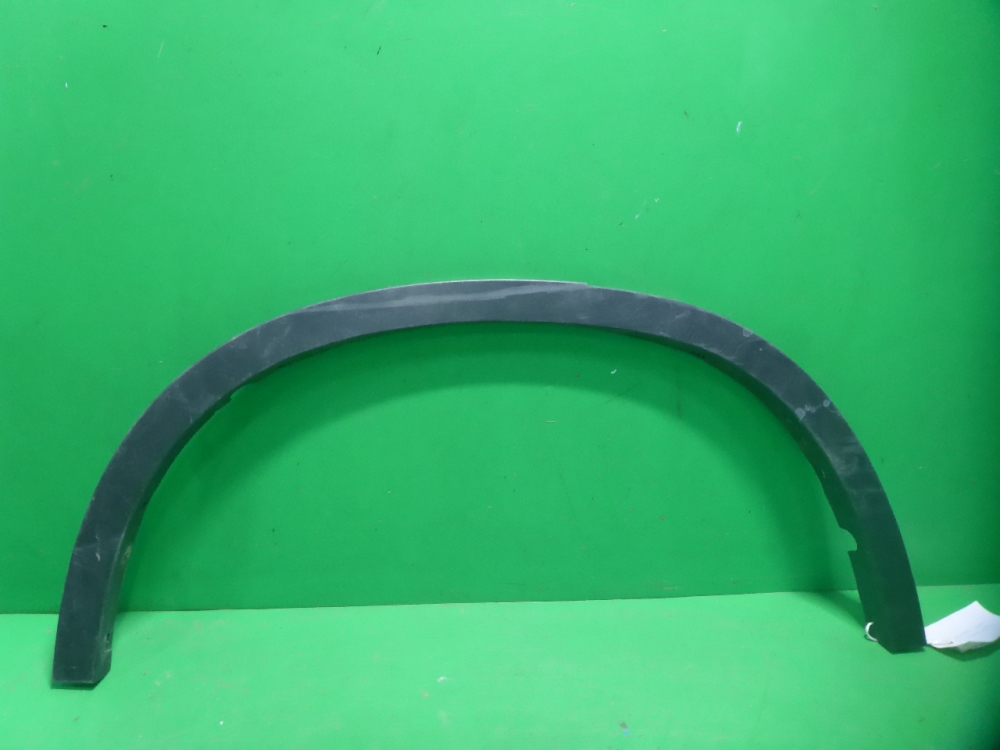 Накладка заднего крыла правого