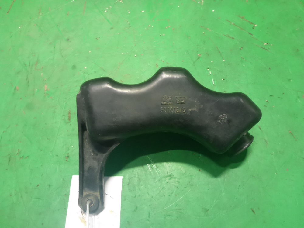 Резонатор воздушного фильтра